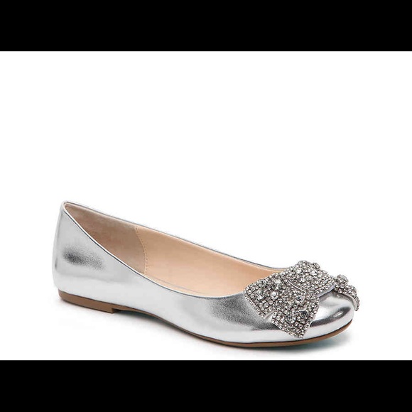betsey johnson silver flats